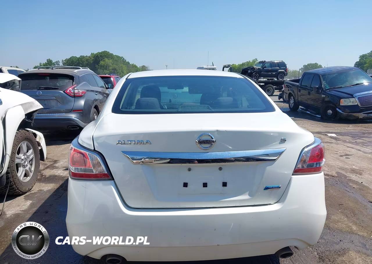 2014 Nissan Altima 2.5 S VIN:1N4AL3AP2EN357155 - 16