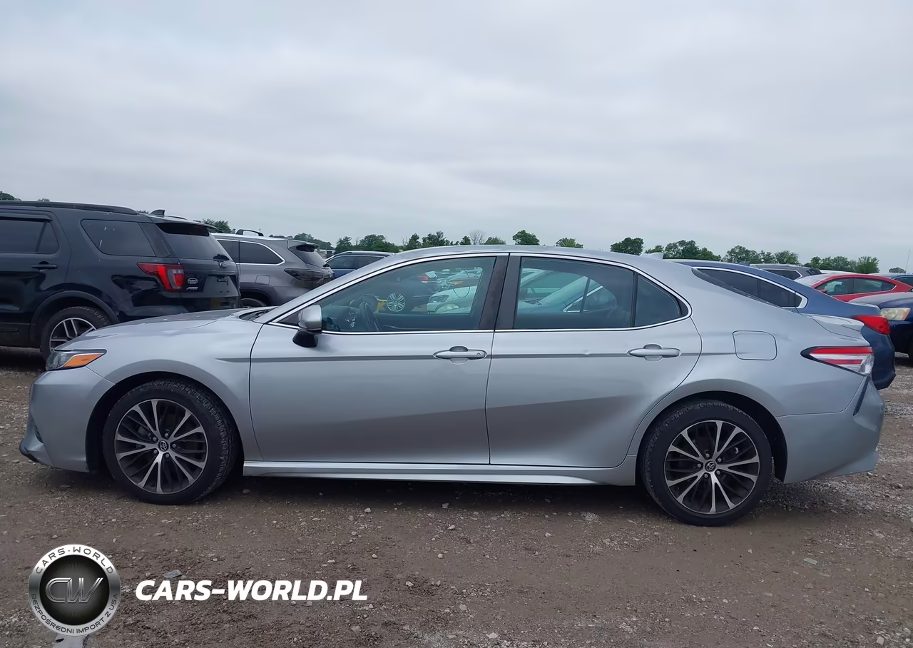 2020 Toyota Camry Se VIN:4T1G11AK7LU934036 - 15