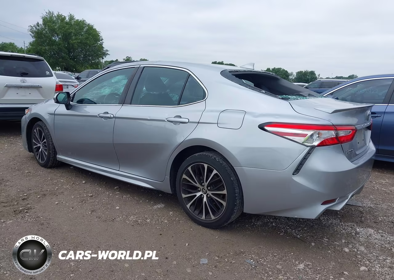 2020 Toyota Camry Se VIN:4T1G11AK7LU934036 - 3