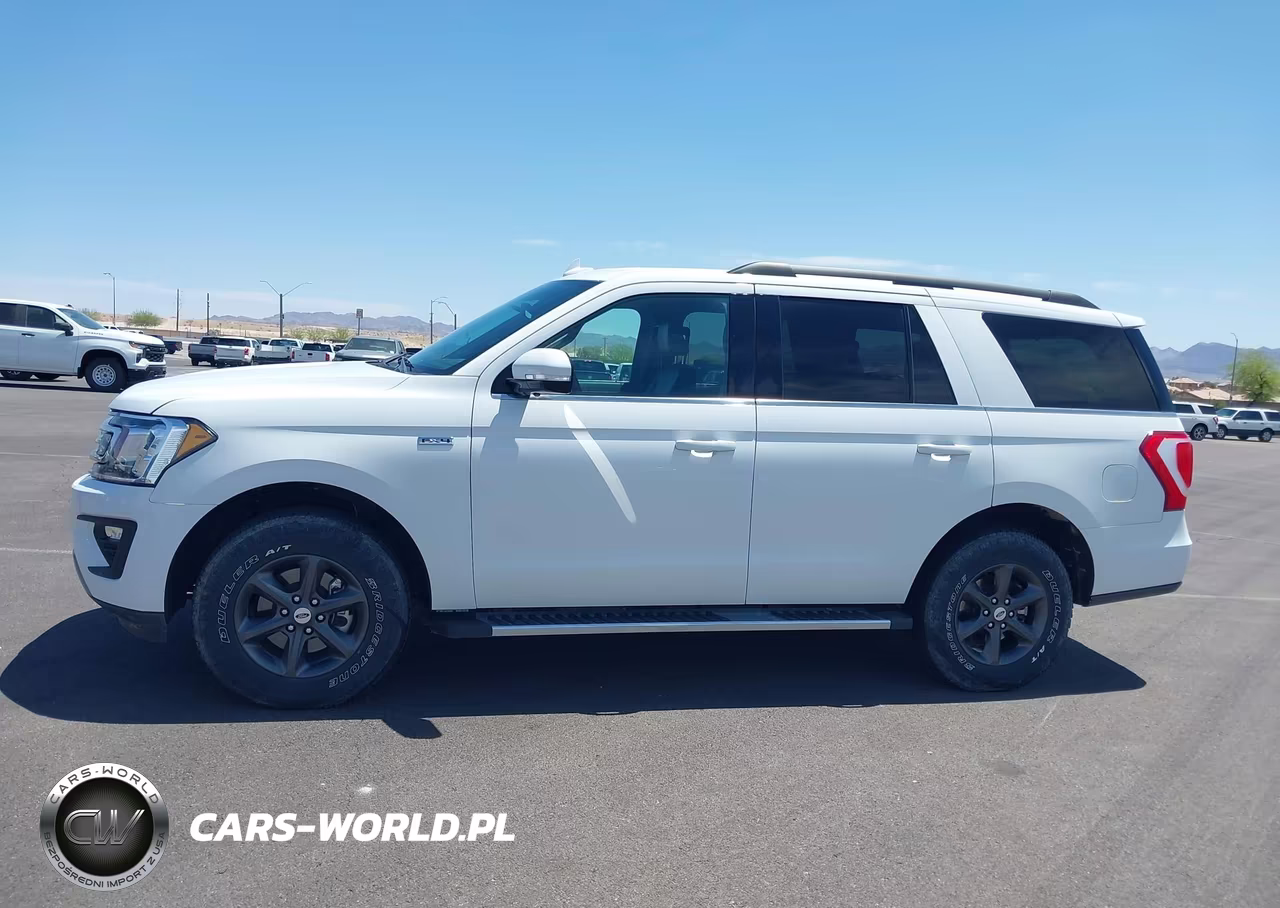 2021 Ford Expedition Xlt VIN:1FMJU1JT6MEA59789 - 17