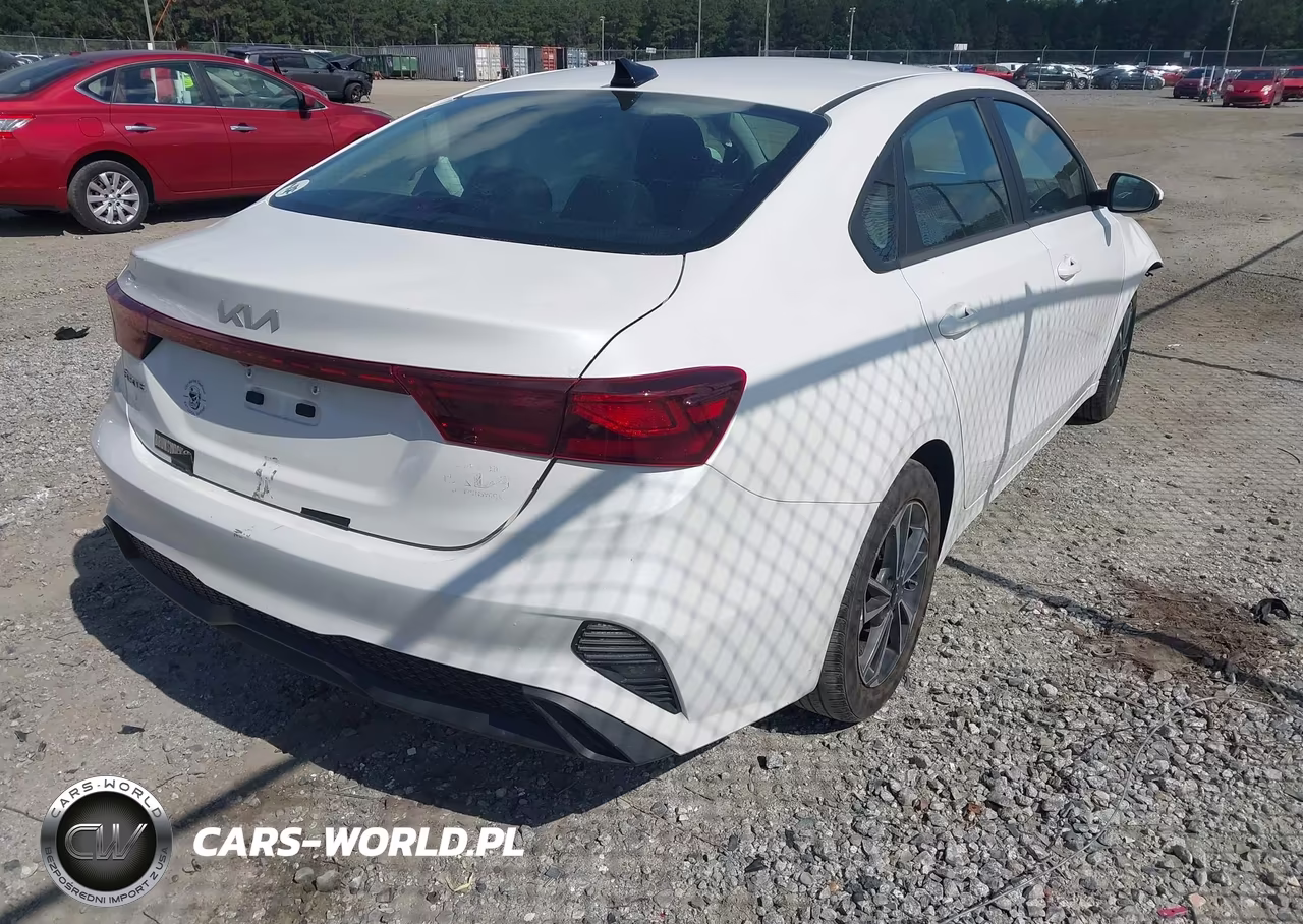 2024 Kia Forte Lxs VIN:3KPF24AD9RE706207 - 4