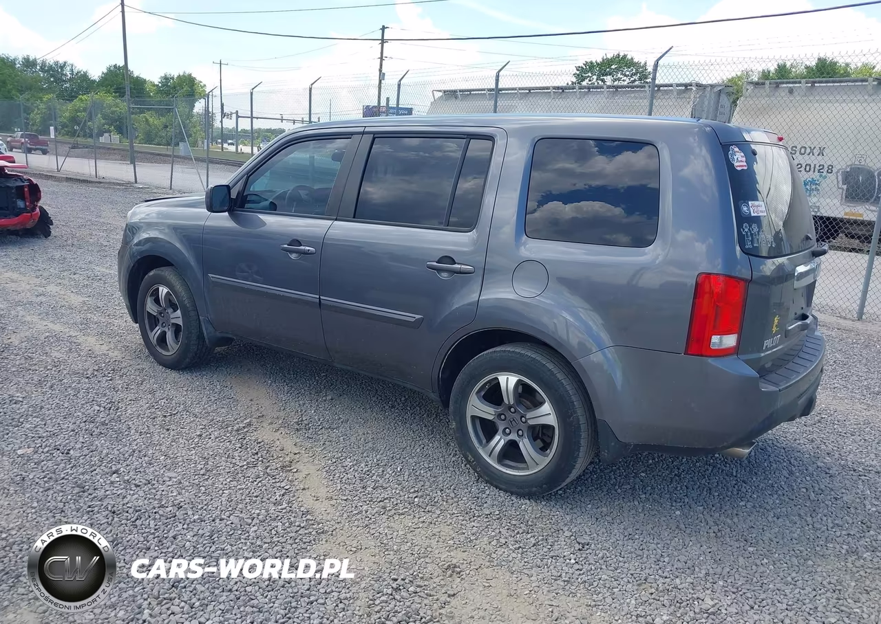 2015 Honda Pilot Se VIN:5FNYF3H38FB034733 - 3