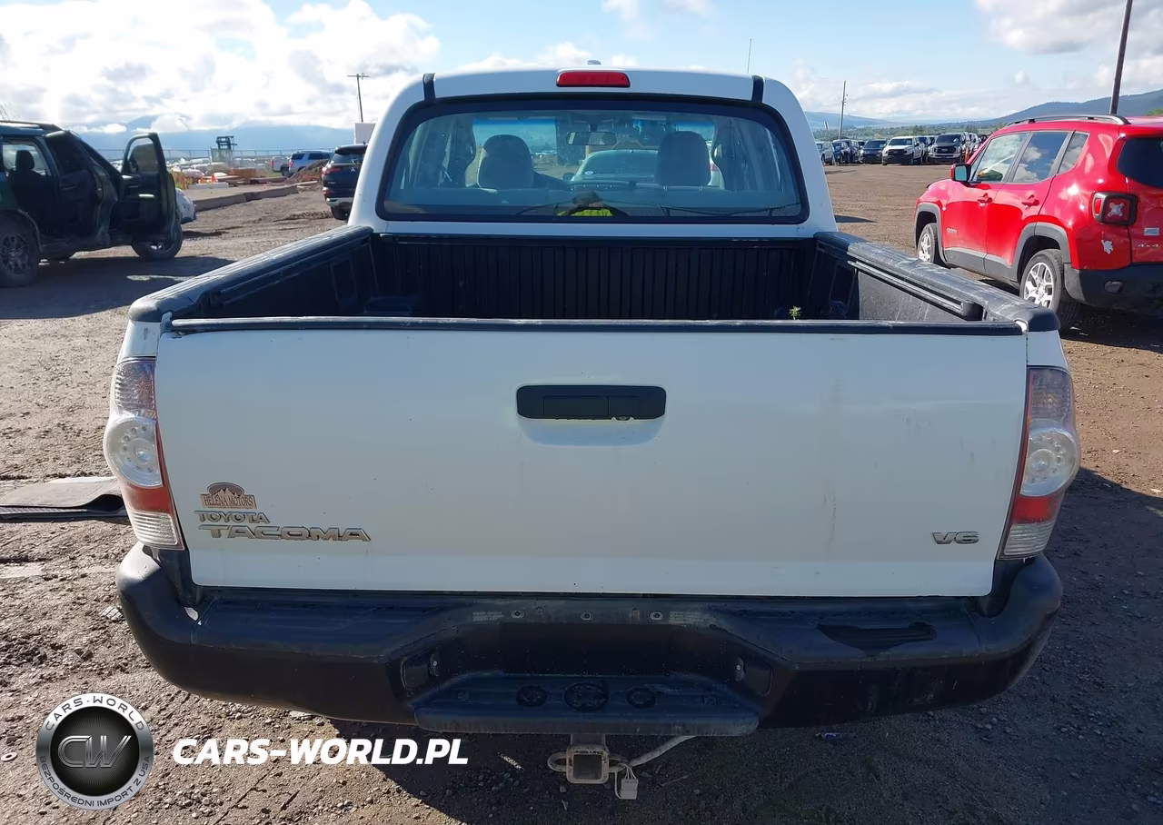 2009 Toyota Tacoma Base V6 VIN:3TMLU42N49M023888 - 16