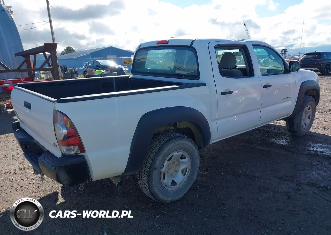 2009 Toyota Tacoma Base V6 VIN:3TMLU42N49M023888 - 4