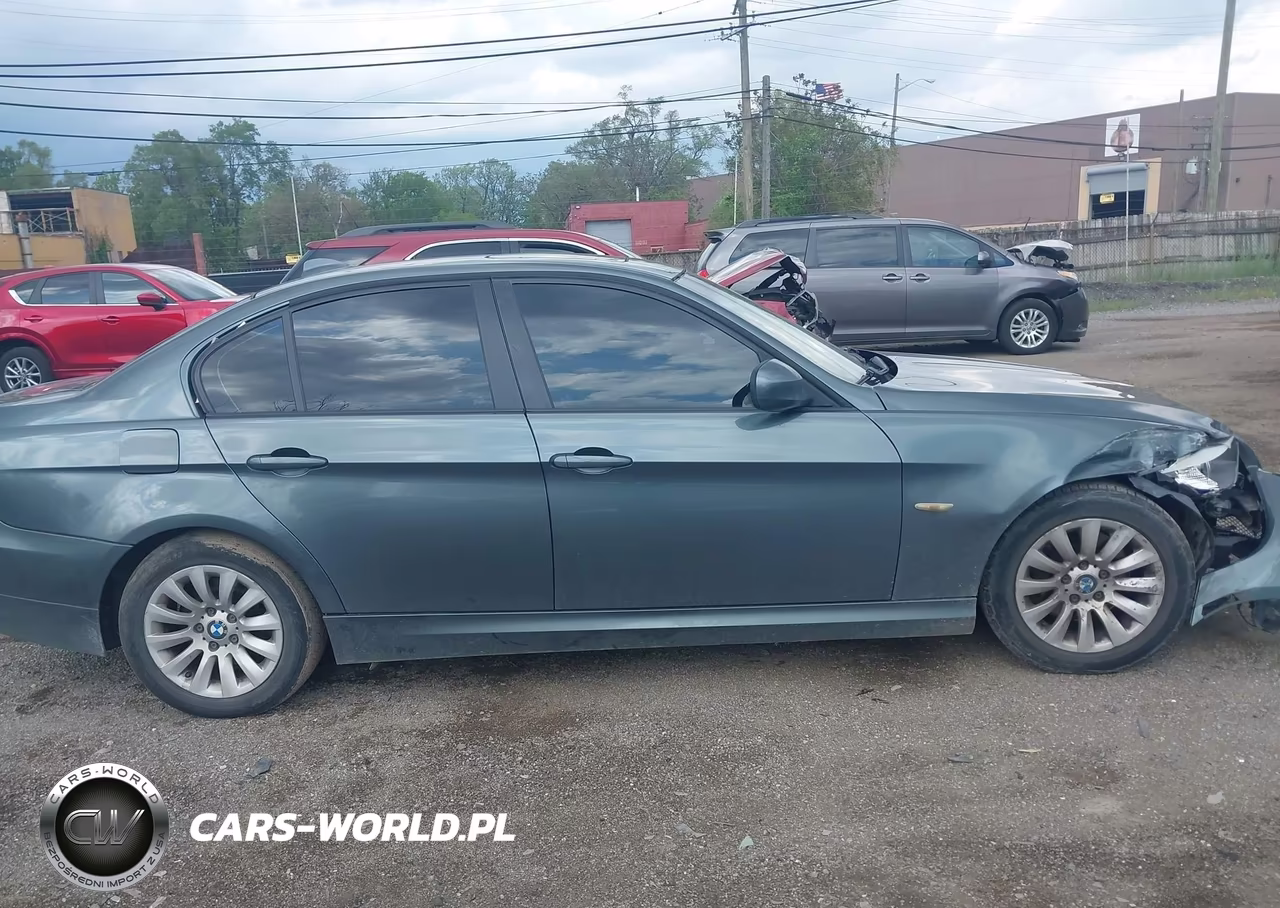 2009 BMW 328I VIN:WBAPH77509NL82836 - 13