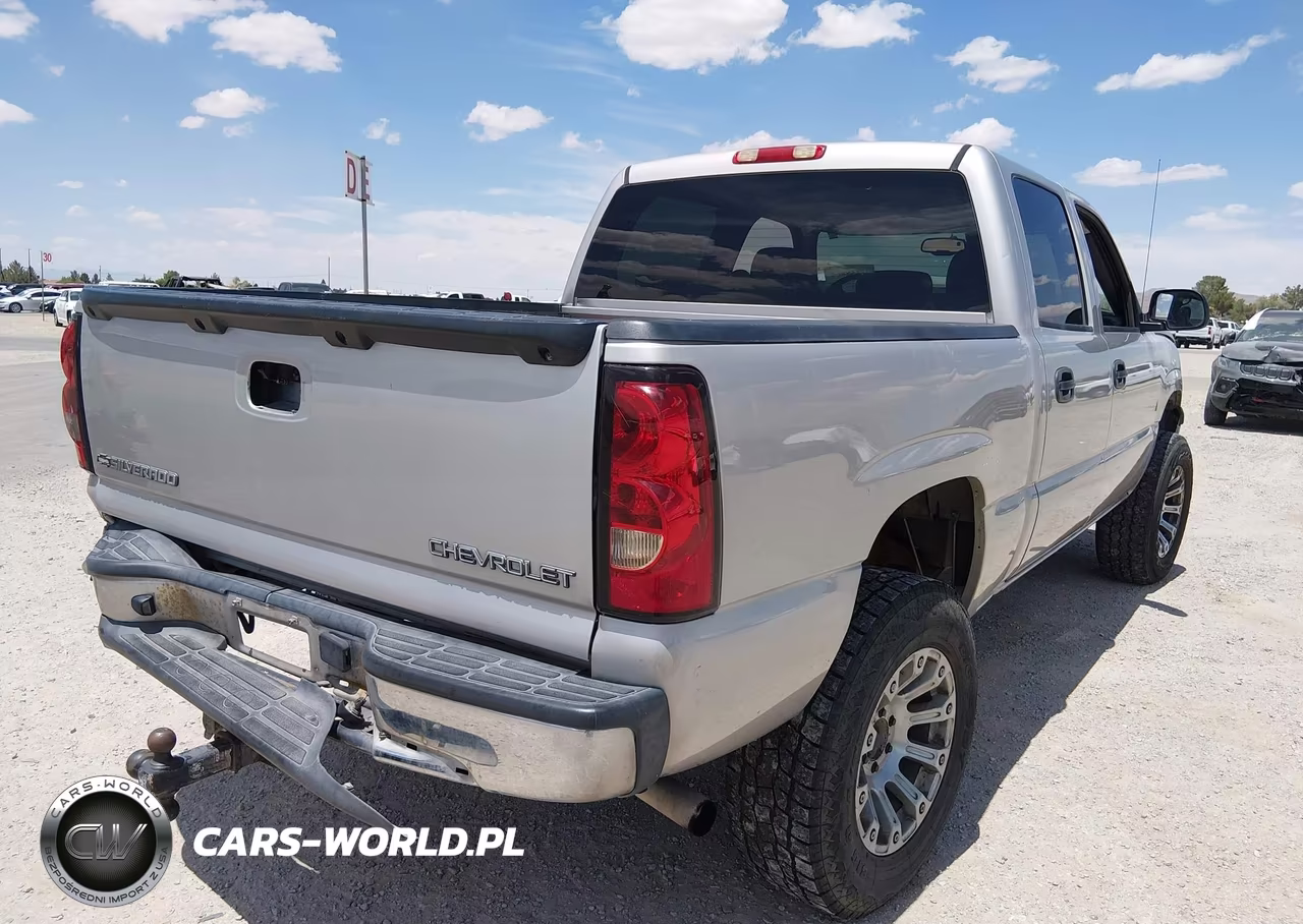 2005 Chevrolet Silverado 1500 Ls VIN:2GCEC13T051362981 - 4
