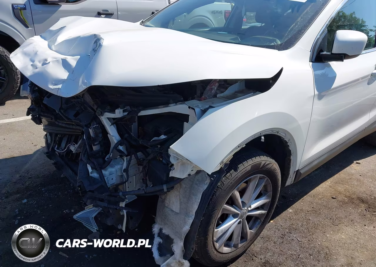 2017 Nissan Rogue Sport S VIN:JN1BJ1CR7HW118399 - 6
