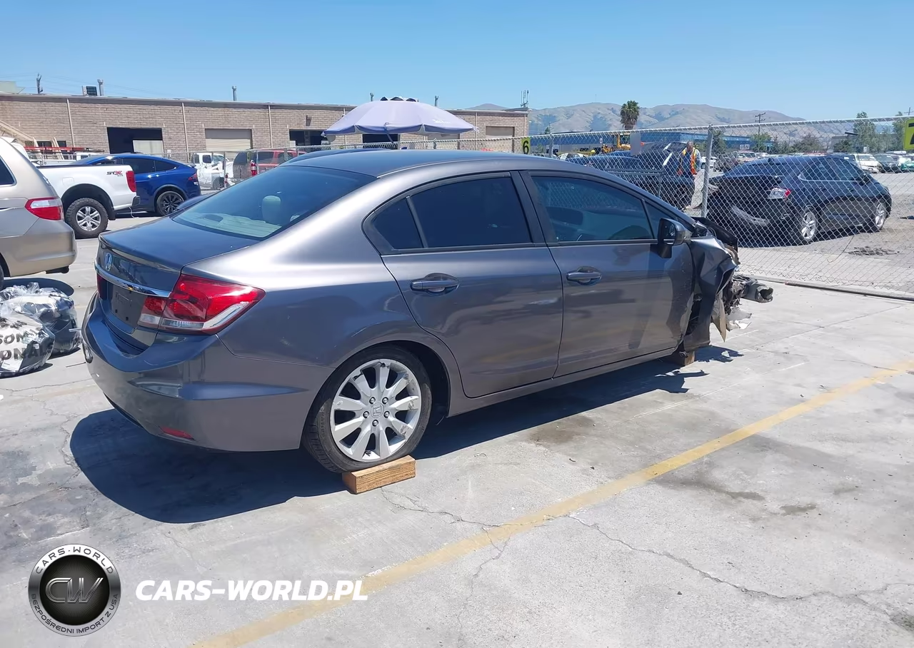 2014 Honda Civic Lx VIN:2HGFB2F56EH504379 - 4