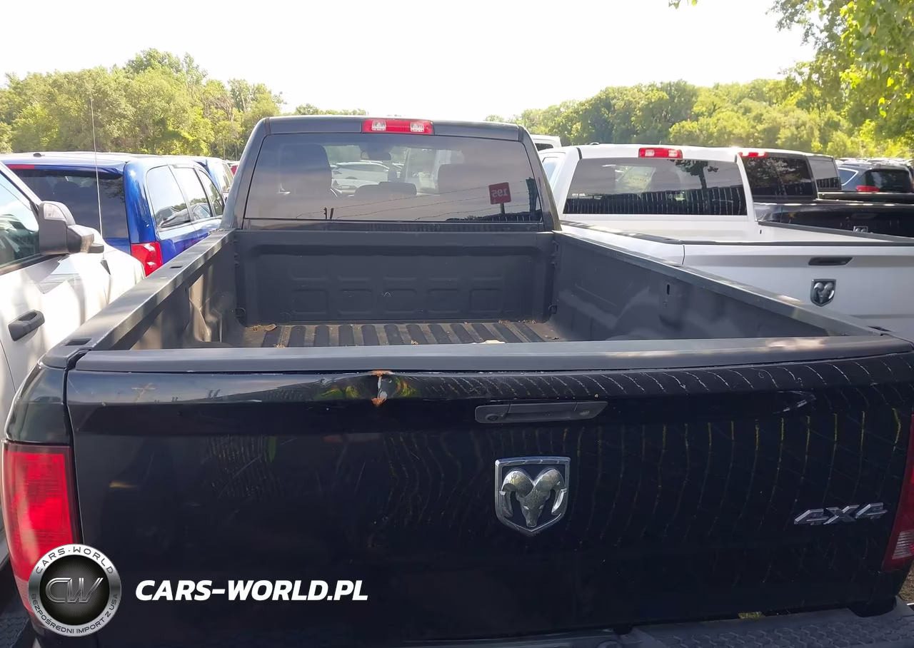 2017 Ram 3500 Tradesman 4X4 8' Box VIN:3C63R3GL5HG775283 - 12
