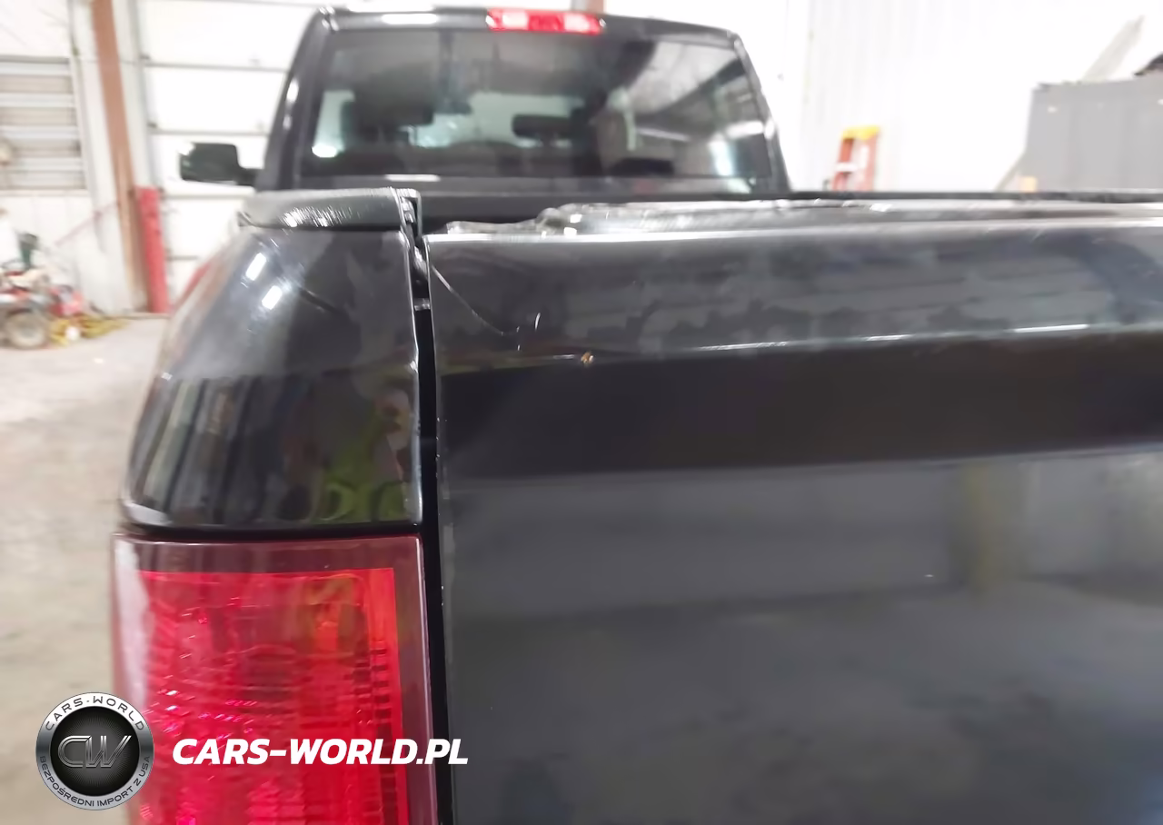 2017 Ram 3500 Tradesman 4X4 8' Box VIN:3C63R3GL5HG775283 - 13