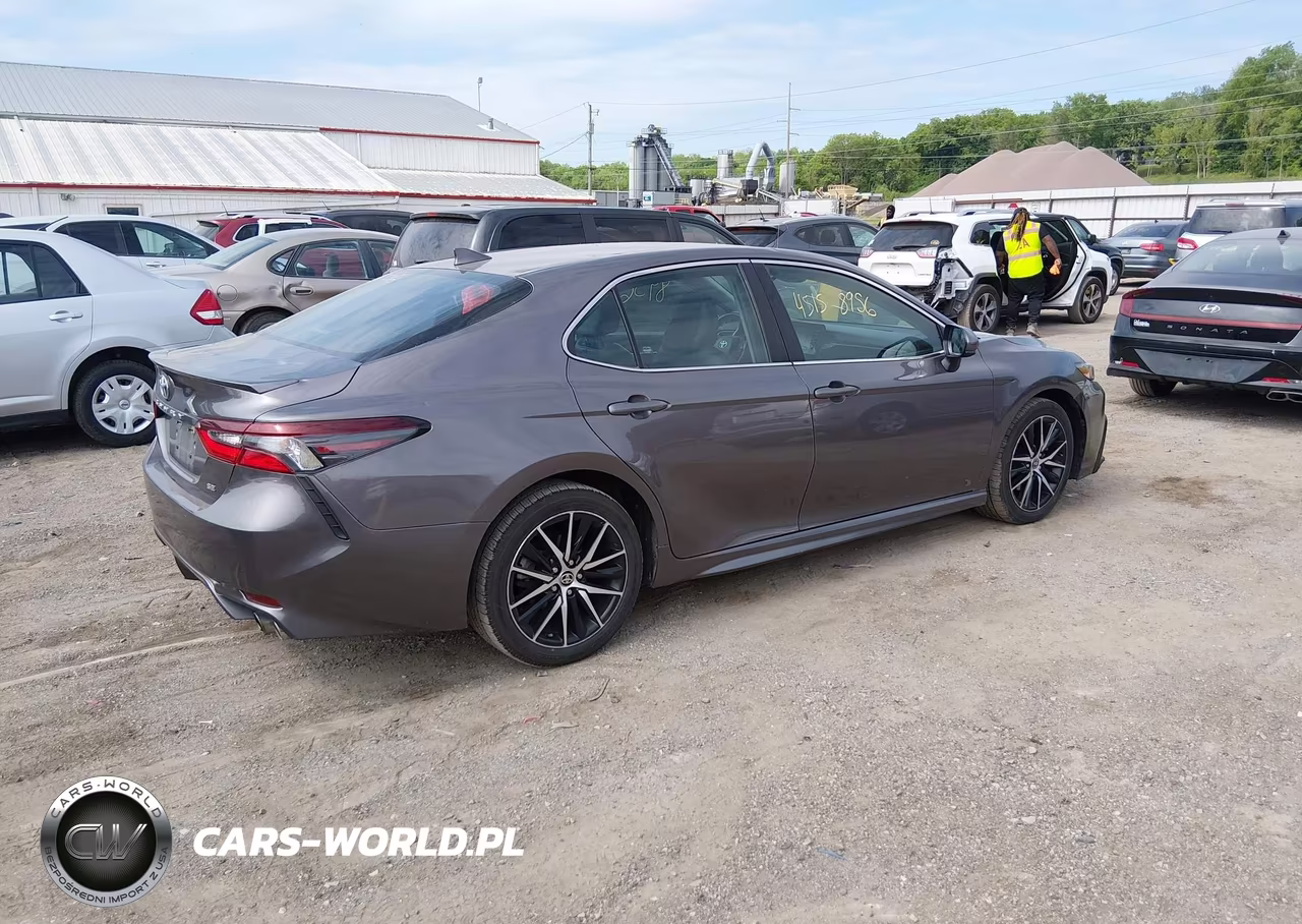 2021 Toyota Camry Se VIN:4T1G11AK8MU609204 - 4