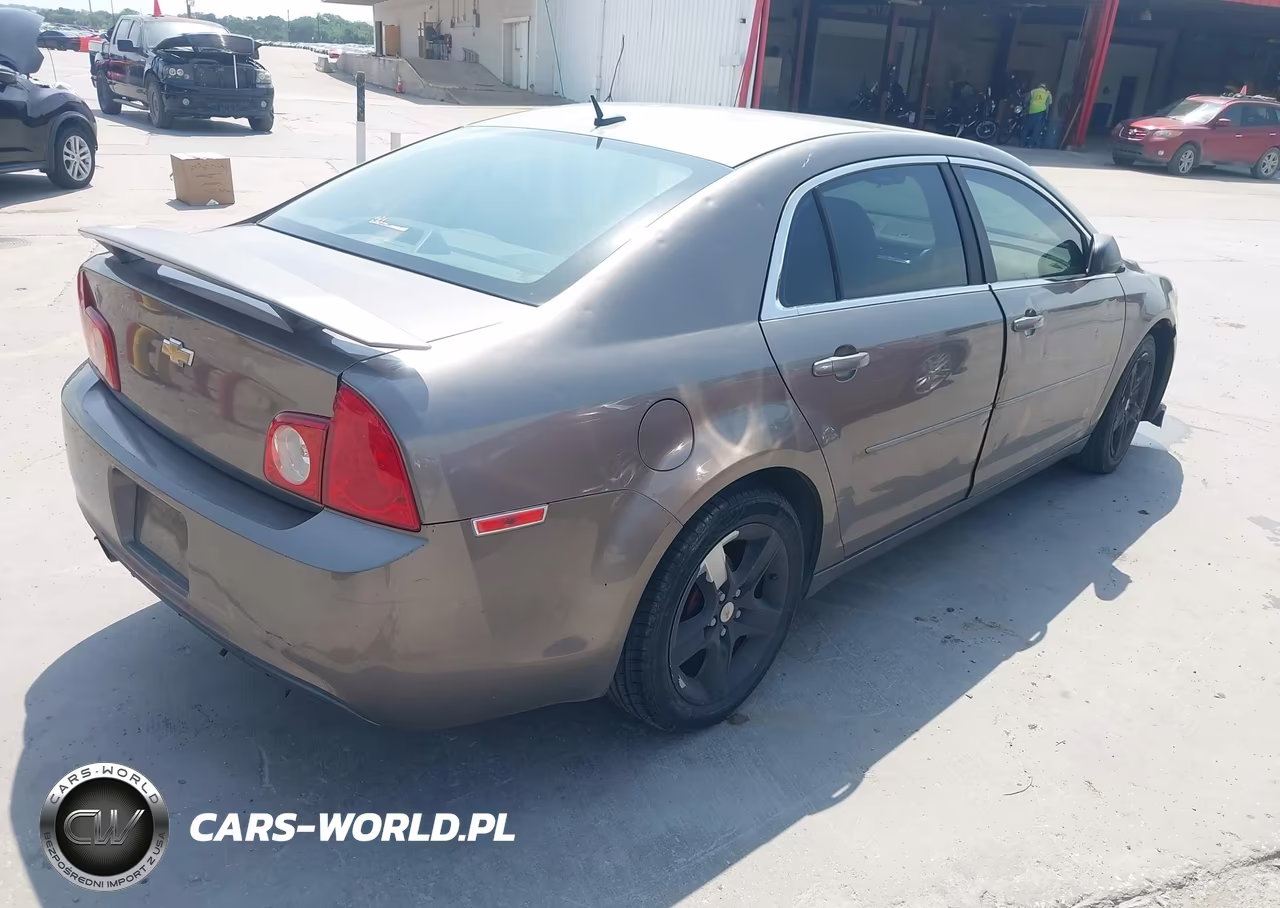2011 Chevrolet Malibu Ls VIN:1G1ZB5E19BF258624 - 4