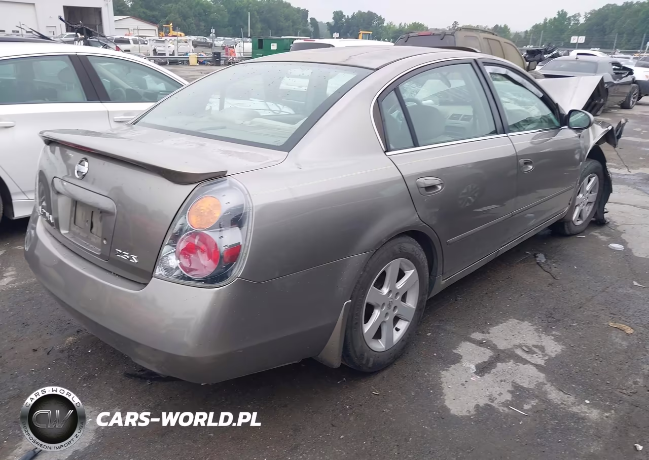 2002 Nissan Altima 2.5 S VIN:1N4AL11D22C204342 - 4