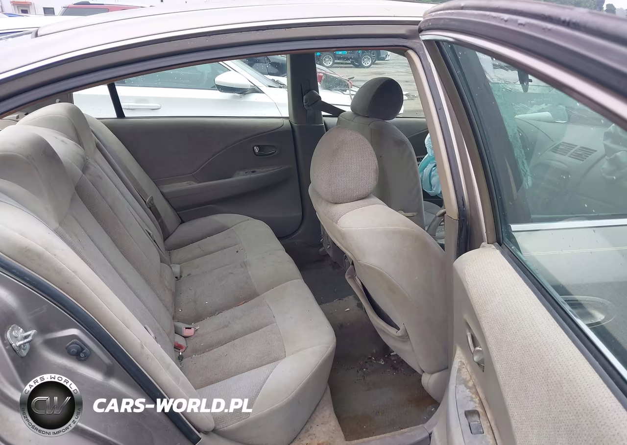 2002 Nissan Altima 2.5 S VIN:1N4AL11D22C204342 - 8