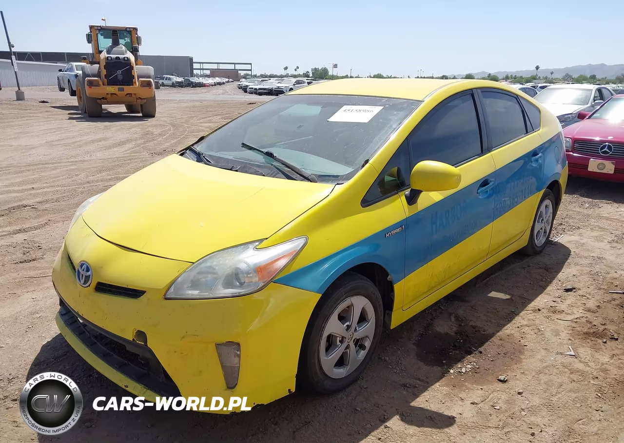2013 Toyota Prius Two VIN:JTDKN3DU8D5578560 - 2