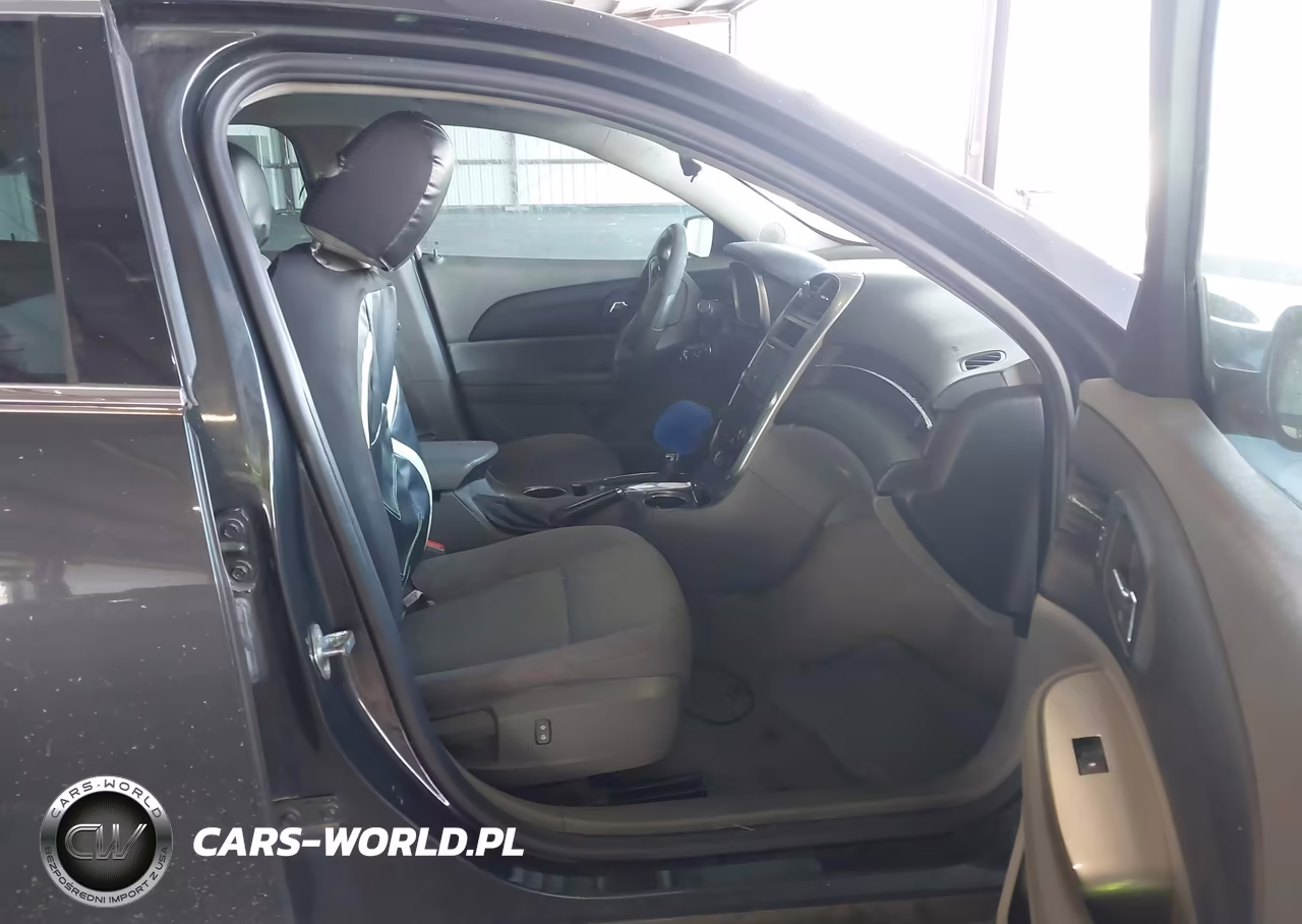 2014 Chevrolet Malibu 1Ls VIN:1G11B5SL1EF124438 - 5