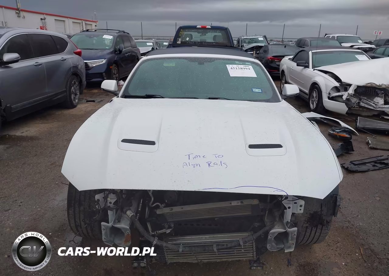 2020 Ford Mustang Ecoboost Premium VIN:1FATP8UH0L5137539 - 13