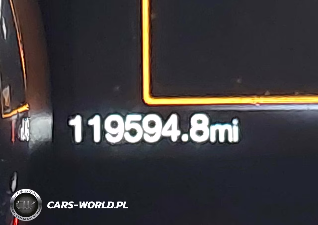 2020 Ford Mustang Ecoboost Premium VIN:1FATP8UH0L5137539 - 16