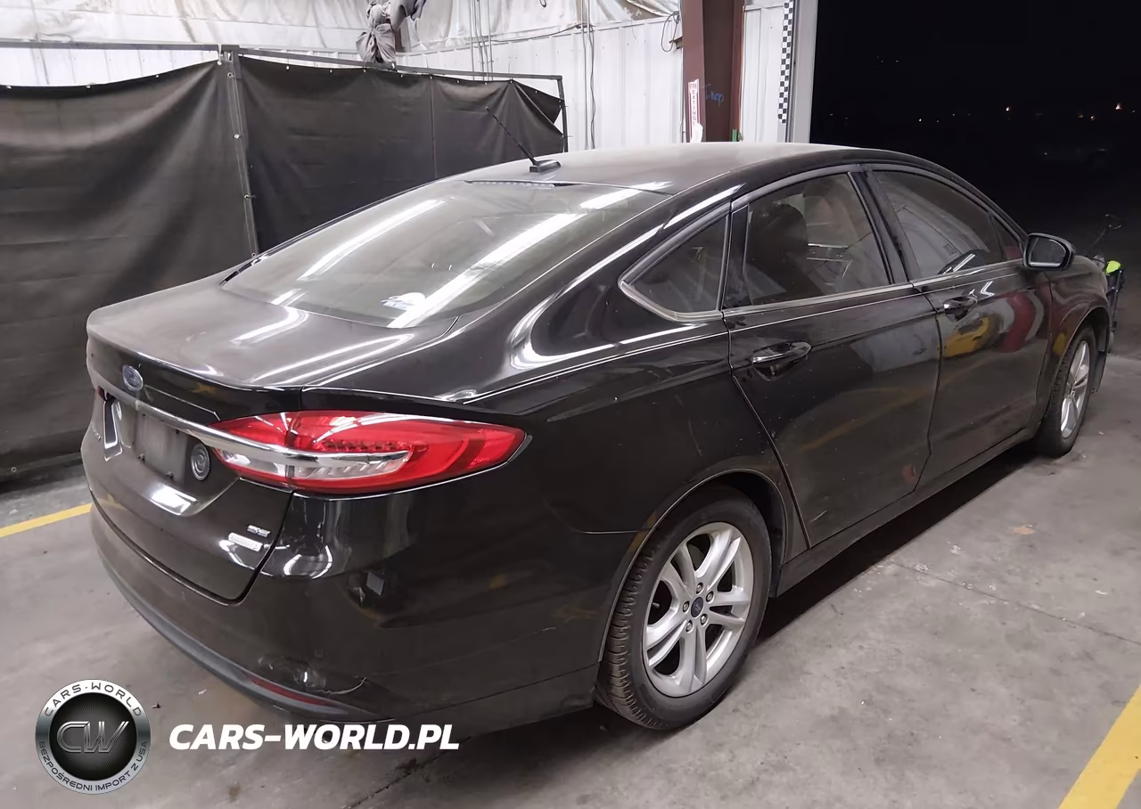 2018 Ford Fusion Se VIN:3FA6P0HD4JR222481 - 4