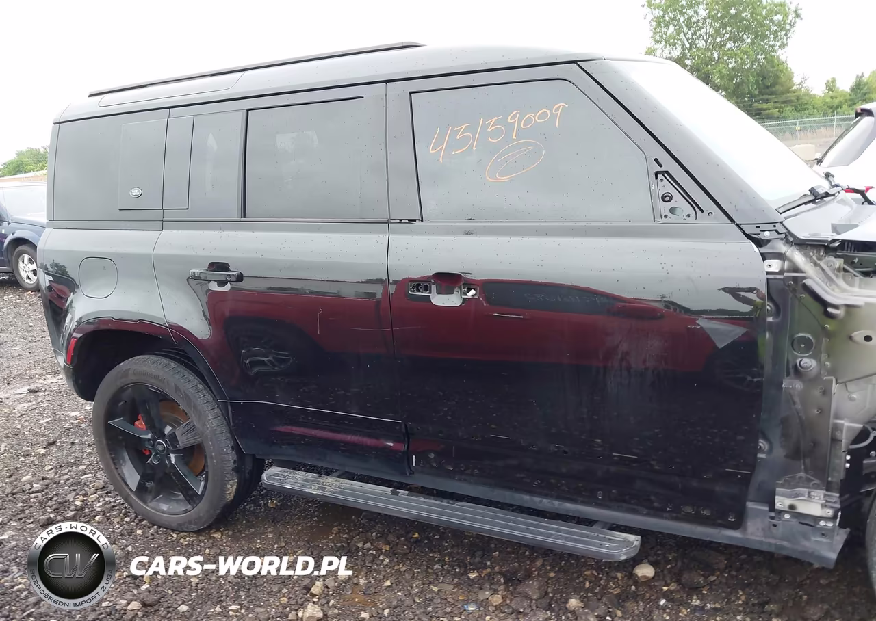2024 Land Rover Defender 110 P400 X VIN:SALEXEEU6R2260987 - 13