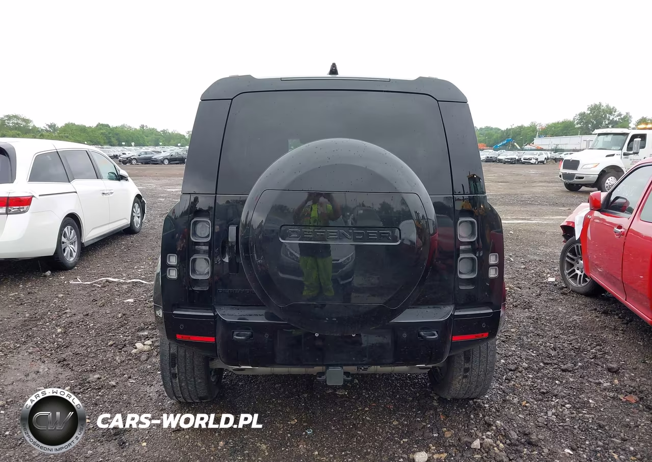 2024 Land Rover Defender 110 P400 X VIN:SALEXEEU6R2260987 - 16