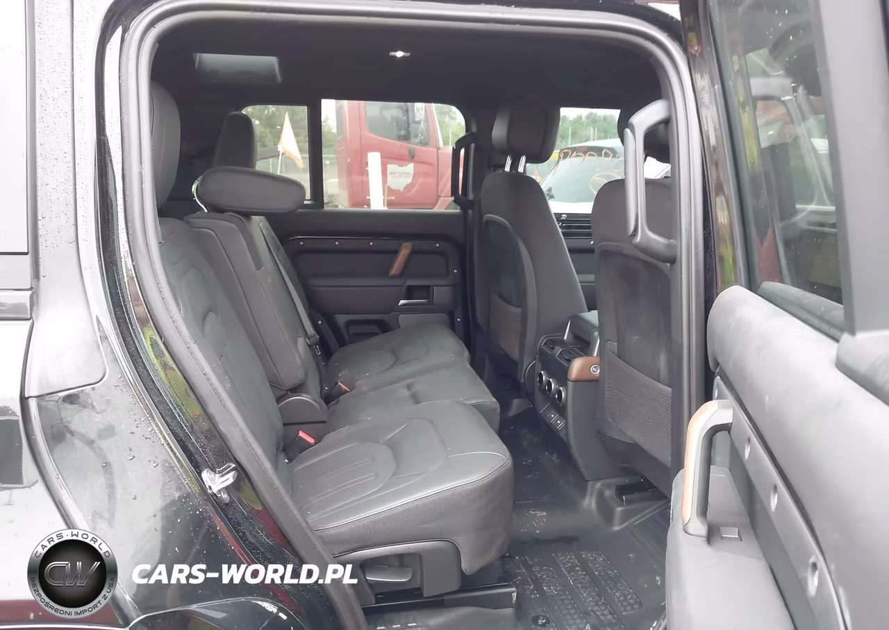 2024 Land Rover Defender 110 P400 X VIN:SALEXEEU6R2260987 - 8
