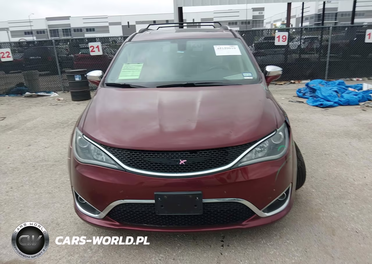 2017 Chrysler Pacifica Limited VIN:2C4RC1GG8HR610947 - 12