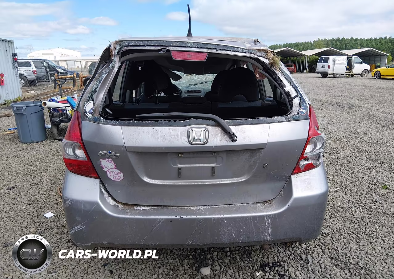 2008 Honda Fit VIN:JHMGD38488S047383 - 17