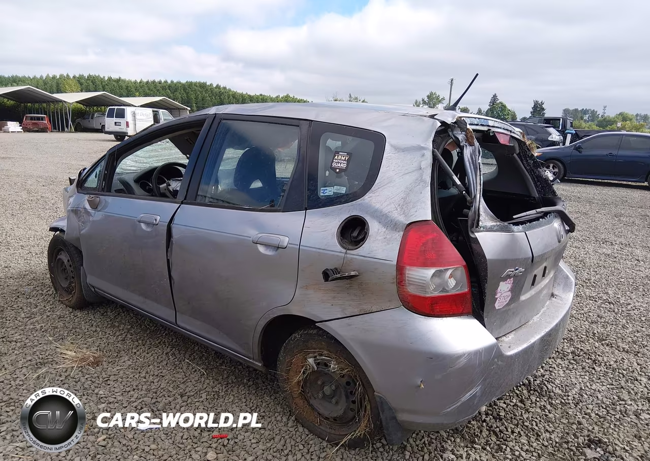 2008 Honda Fit VIN:JHMGD38488S047383 - 3