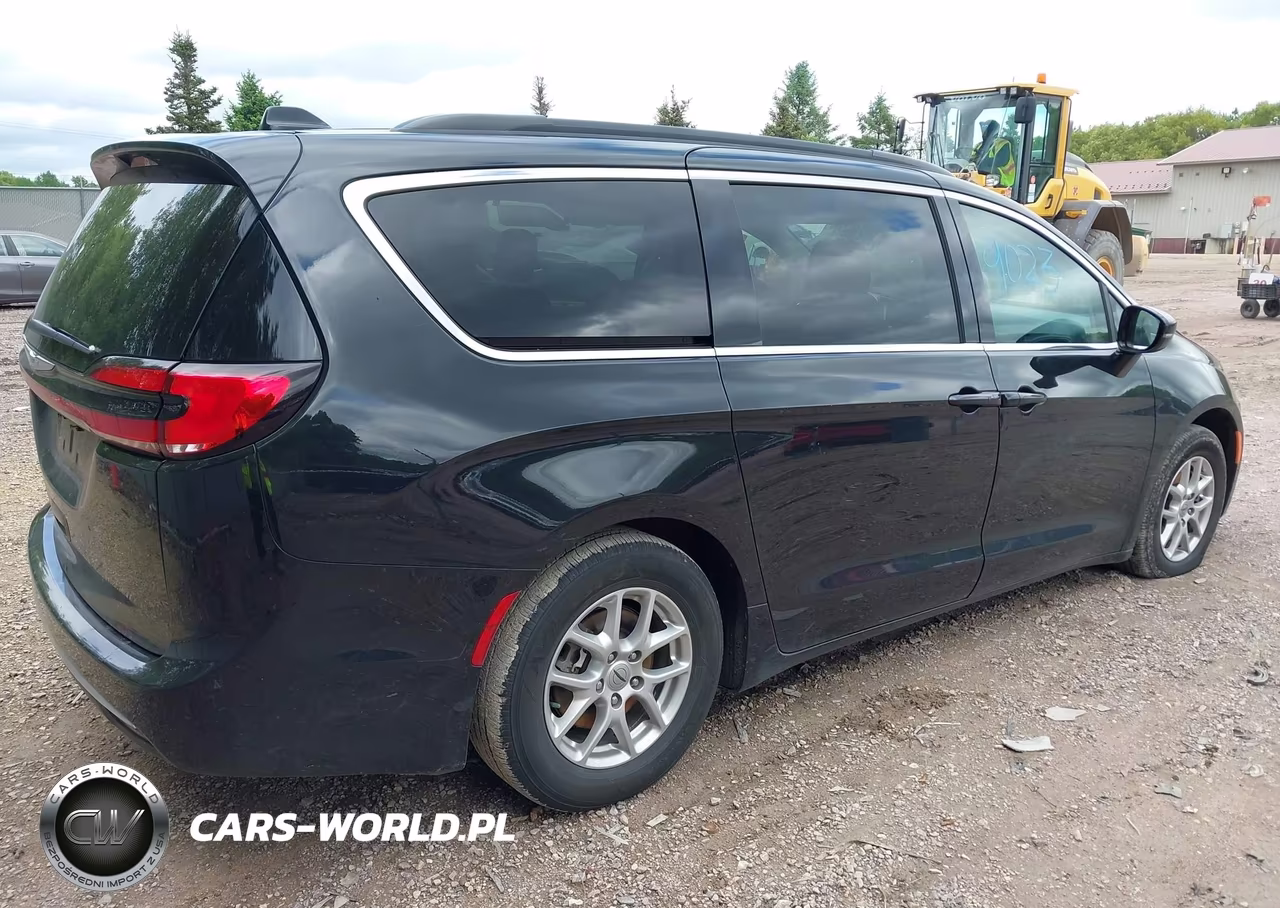 2022 Chrysler Pacifica Touring L VIN:2C4RC1BG1NR214989 - 4