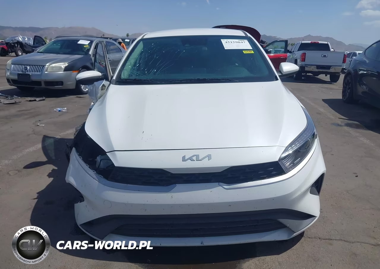 2024 Kia Forte Lxs VIN:3KPF24AD0RE825604 - 12