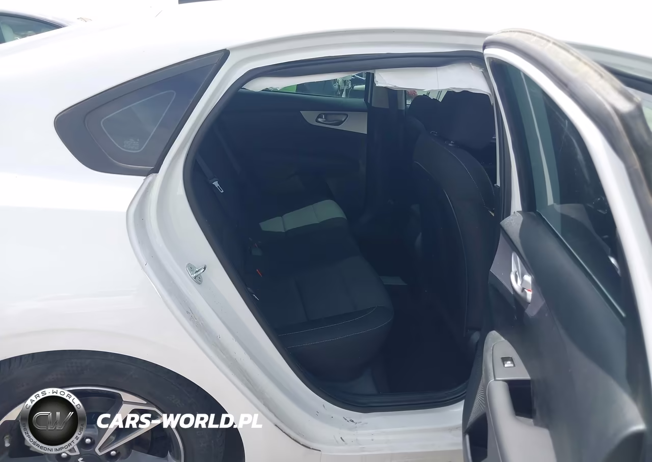 2024 Kia Forte Lxs VIN:3KPF24AD0RE825604 - 16