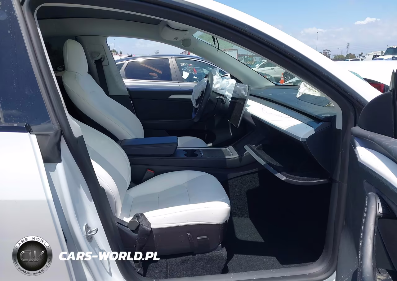 2023 Tesla Model Y Awd-Long Range Dual Motor All-Wheel Drive VIN:7SAYGDEE4PF630113 - 5