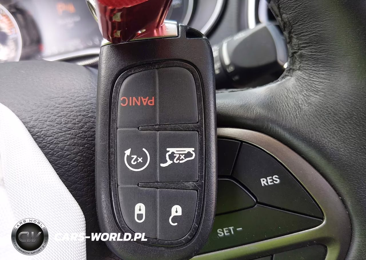 2019 Jeep Cherokee Limited 4X4 VIN:1C4PJMDN3KD124087 - 11