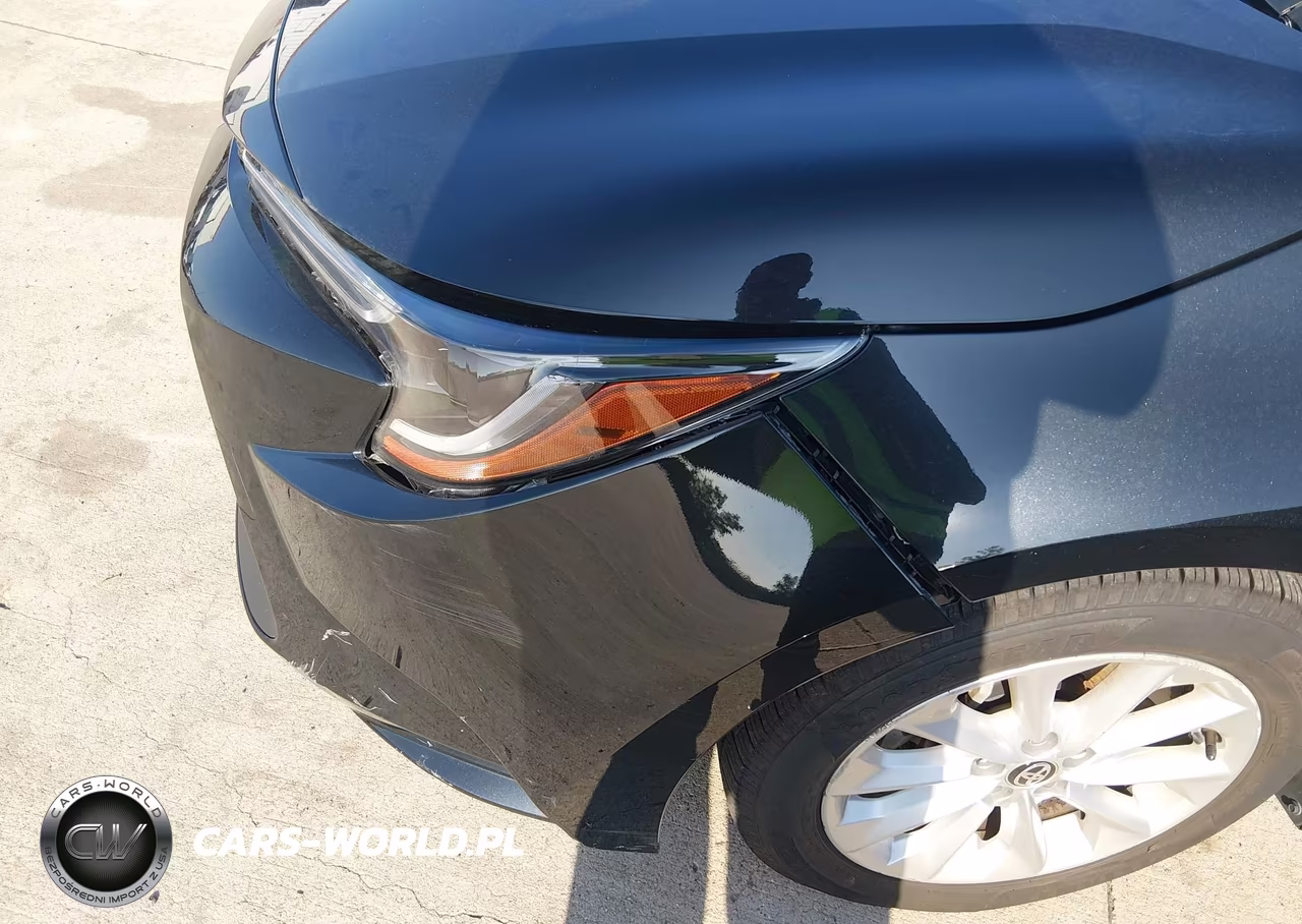 2021 Toyota Corolla Le VIN:JTDVPMAE8MJ151672 - 17