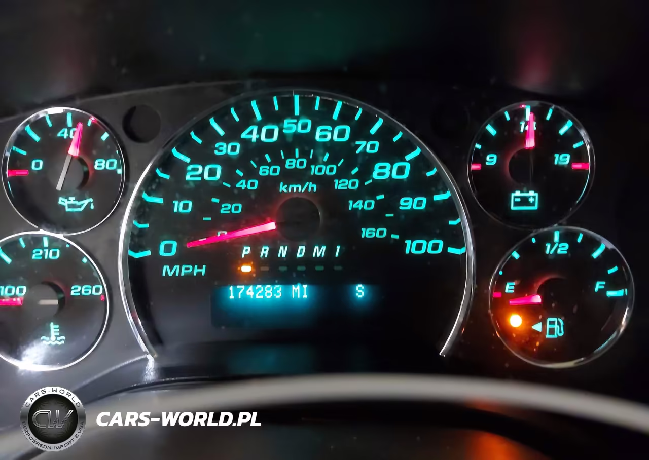2016 Chevrolet Express 2500 Work Van VIN:1GCWGBFF2G1138057 - 15