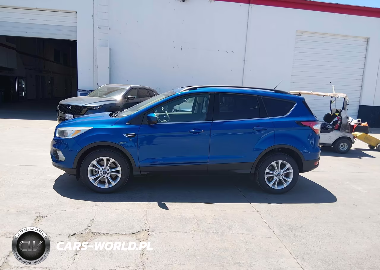 2018 Ford Escape Se VIN:1FMCU9GD3JUC38770 - 14