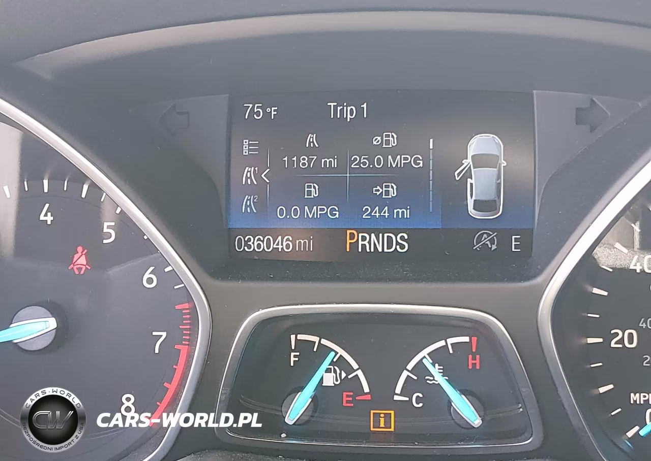 2018 Ford Escape Se VIN:1FMCU9GD3JUC38770 - 15