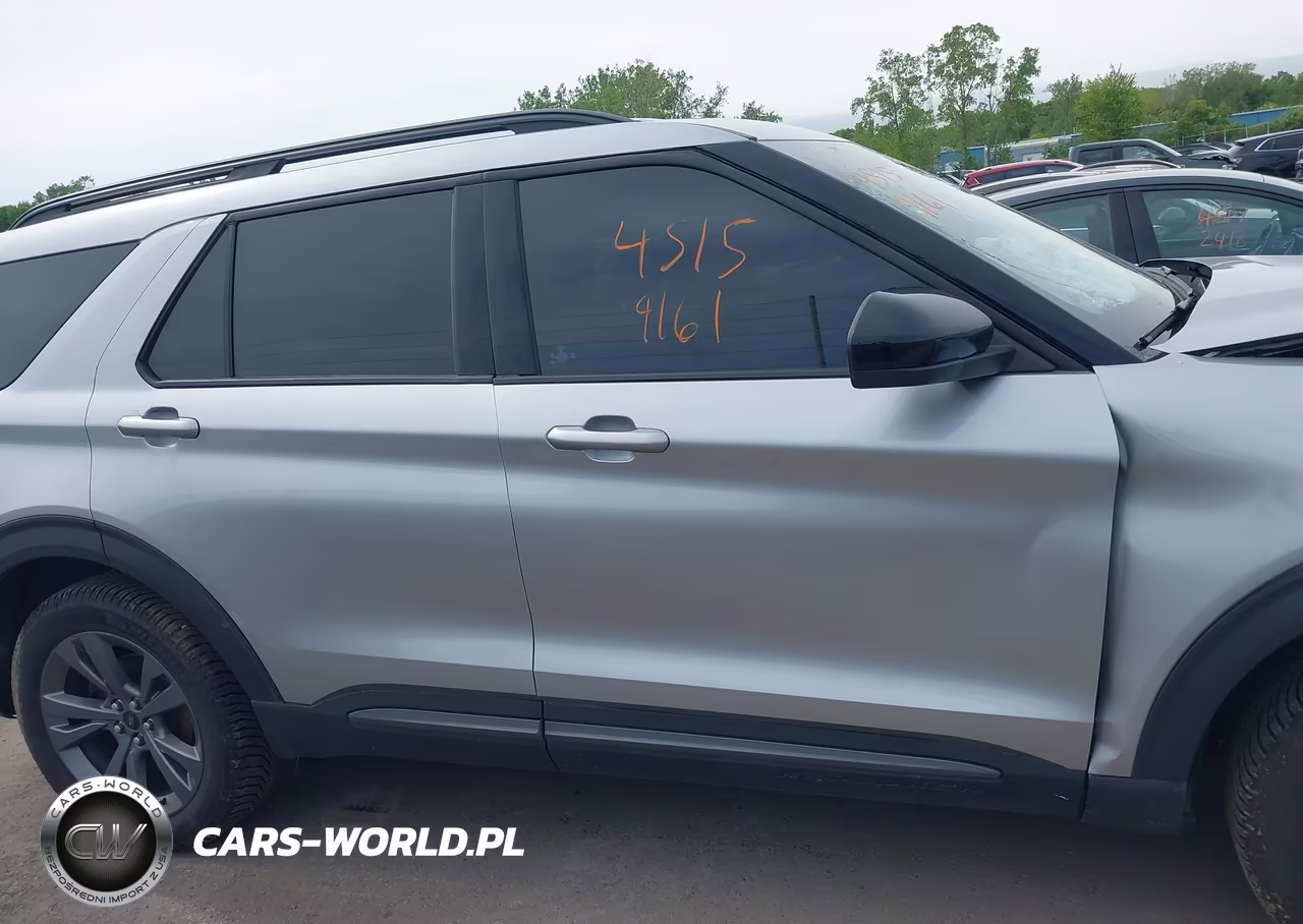 2022 Ford Explorer Xlt VIN:1FMSK8DH1NGA17773 - 13