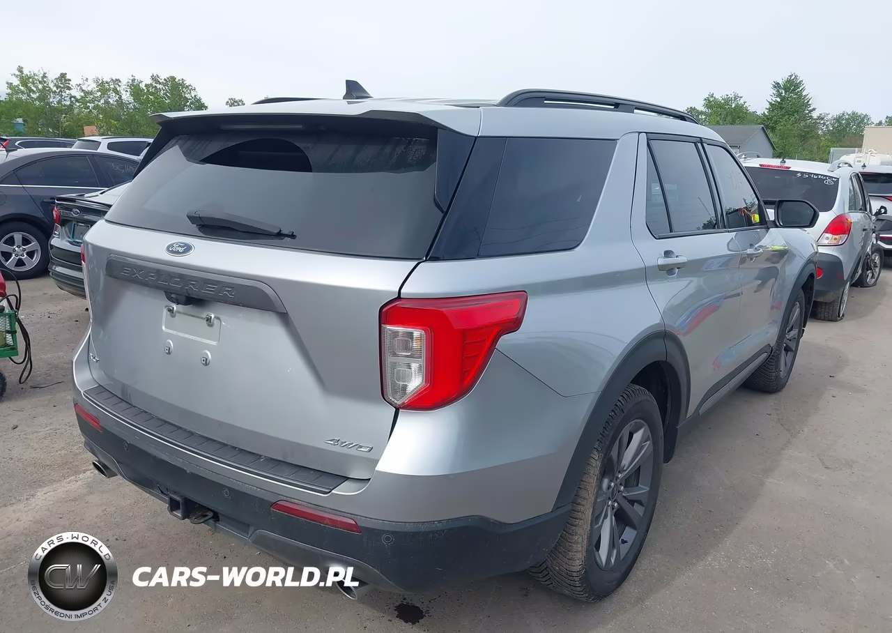 2022 Ford Explorer Xlt VIN:1FMSK8DH1NGA17773 - 4
