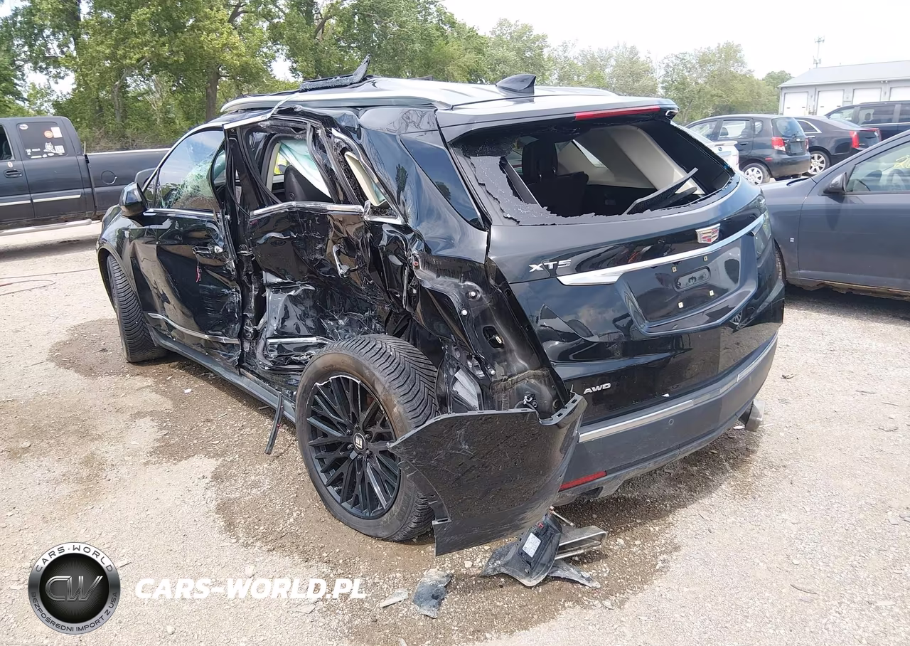 2018 Cadillac Xt5 Luxury VIN:1GYKNDRSXJZ117839 - 3