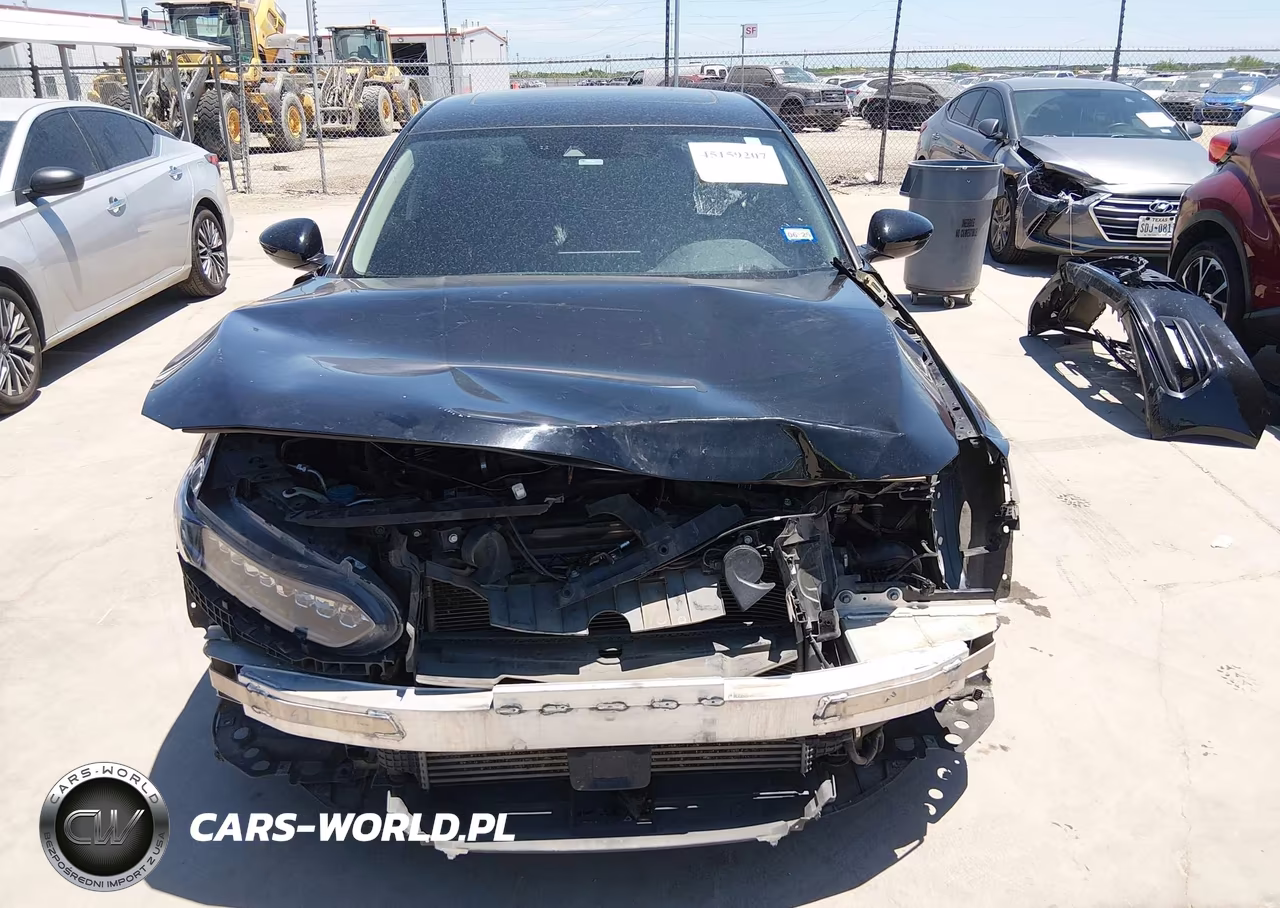 2018 Honda Accord Touring VIN:1HGCV1F92JA208369 - 12