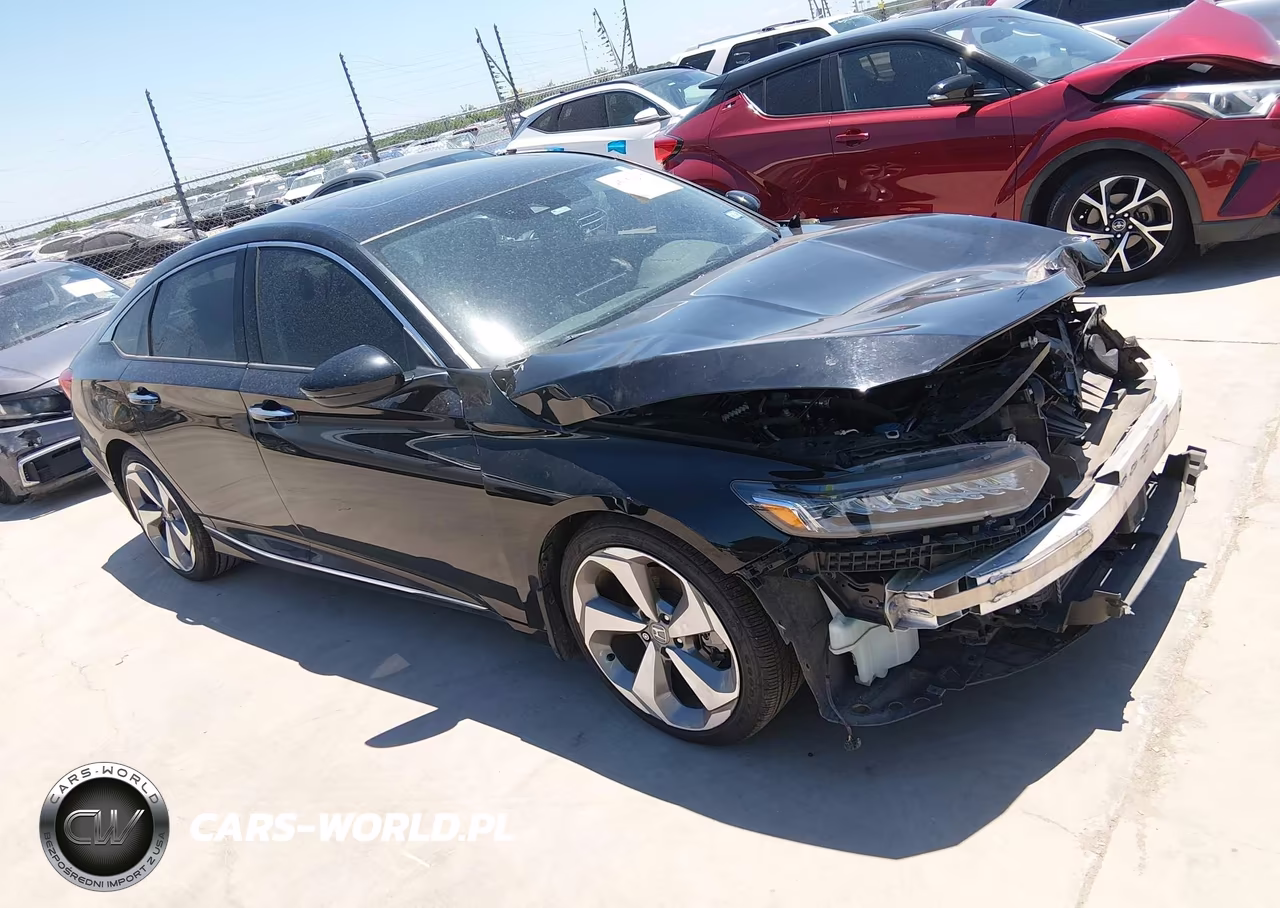 2018 Honda Accord Touring VIN:1HGCV1F92JA208369 - 13