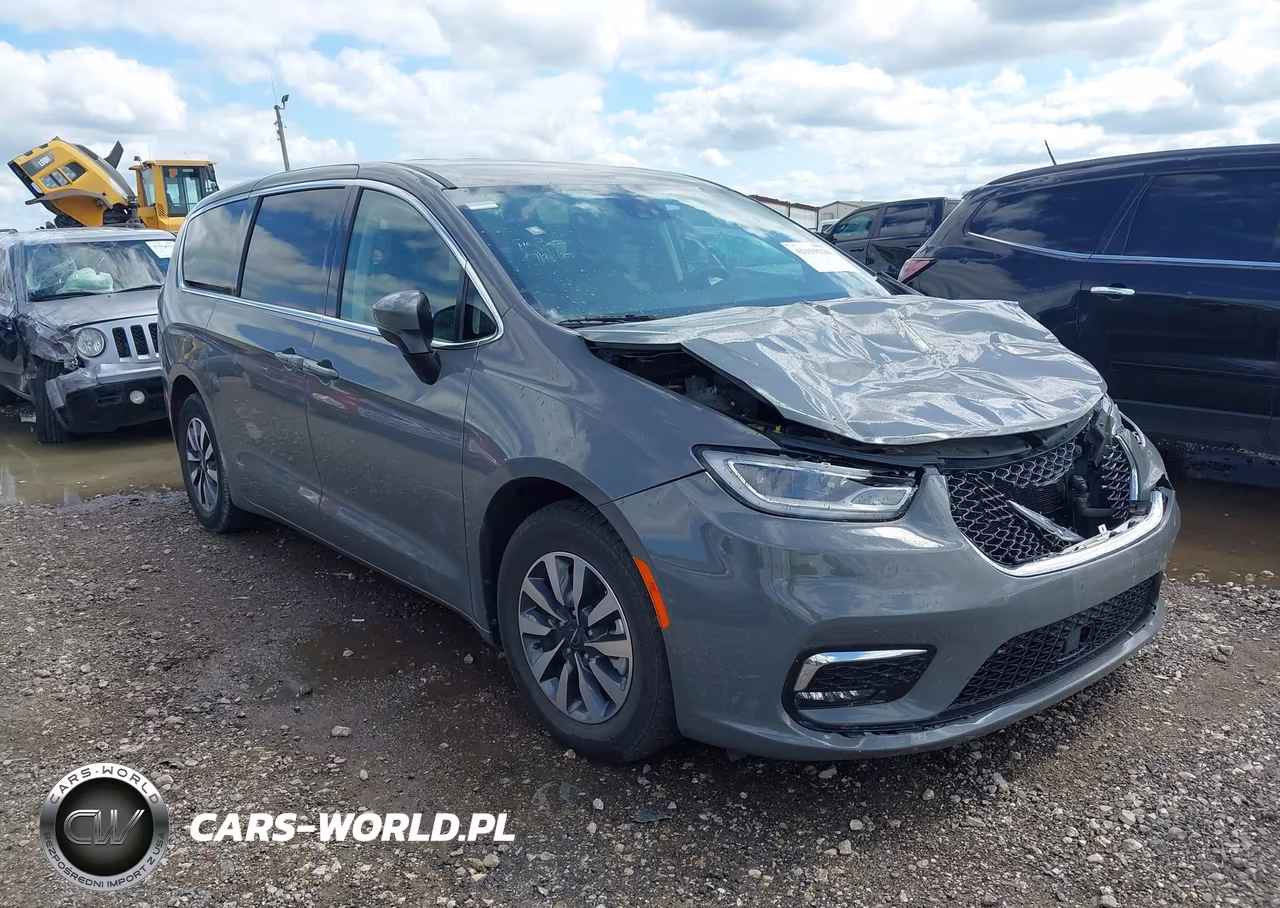 2023 Chrysler Pacifica Hybrid Touring L