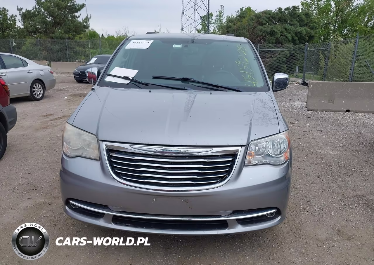 2013 Chrysler Town & Country Touring-L VIN:2C4RC1CG6DR747577 - 6