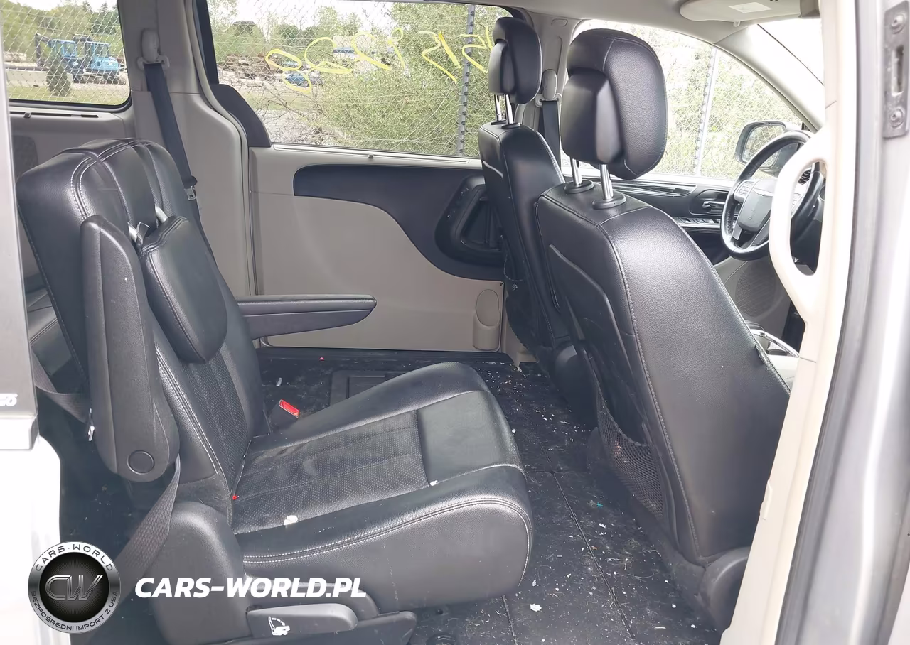 2013 Chrysler Town & Country Touring-L VIN:2C4RC1CG6DR747577 - 8