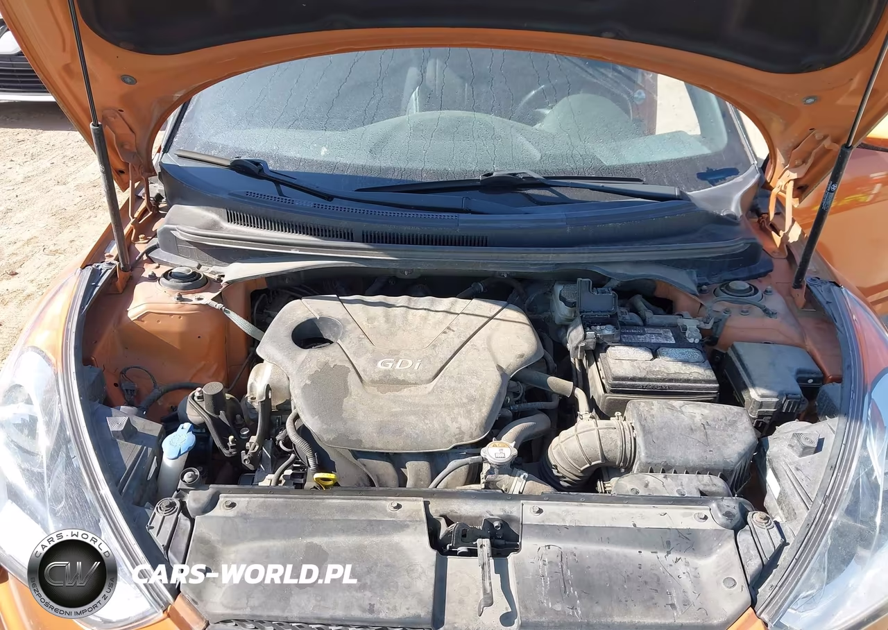 2016 Hyundai Veloster VIN:KMHTC6AD0GU278761 - 10