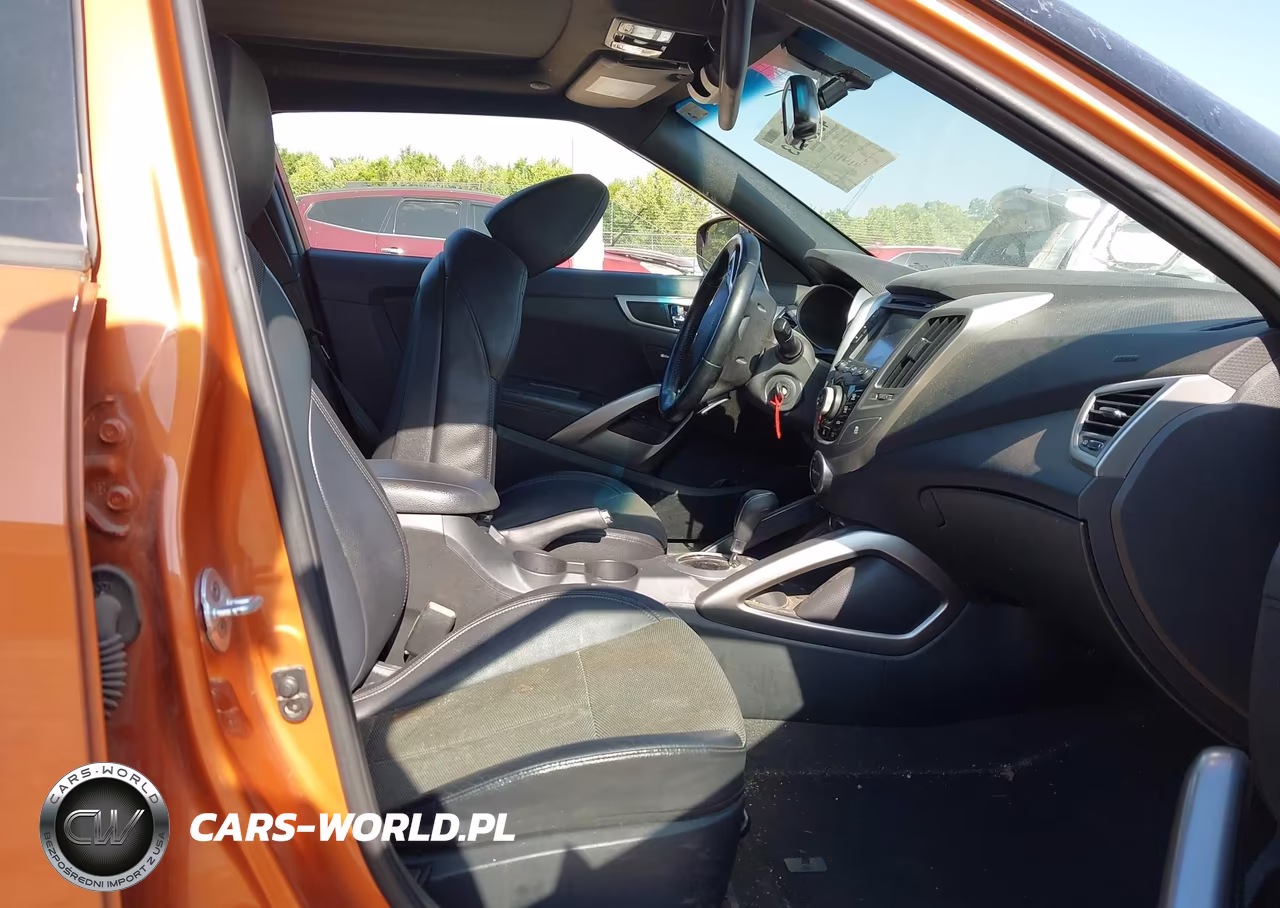 2016 Hyundai Veloster VIN:KMHTC6AD0GU278761 - 5