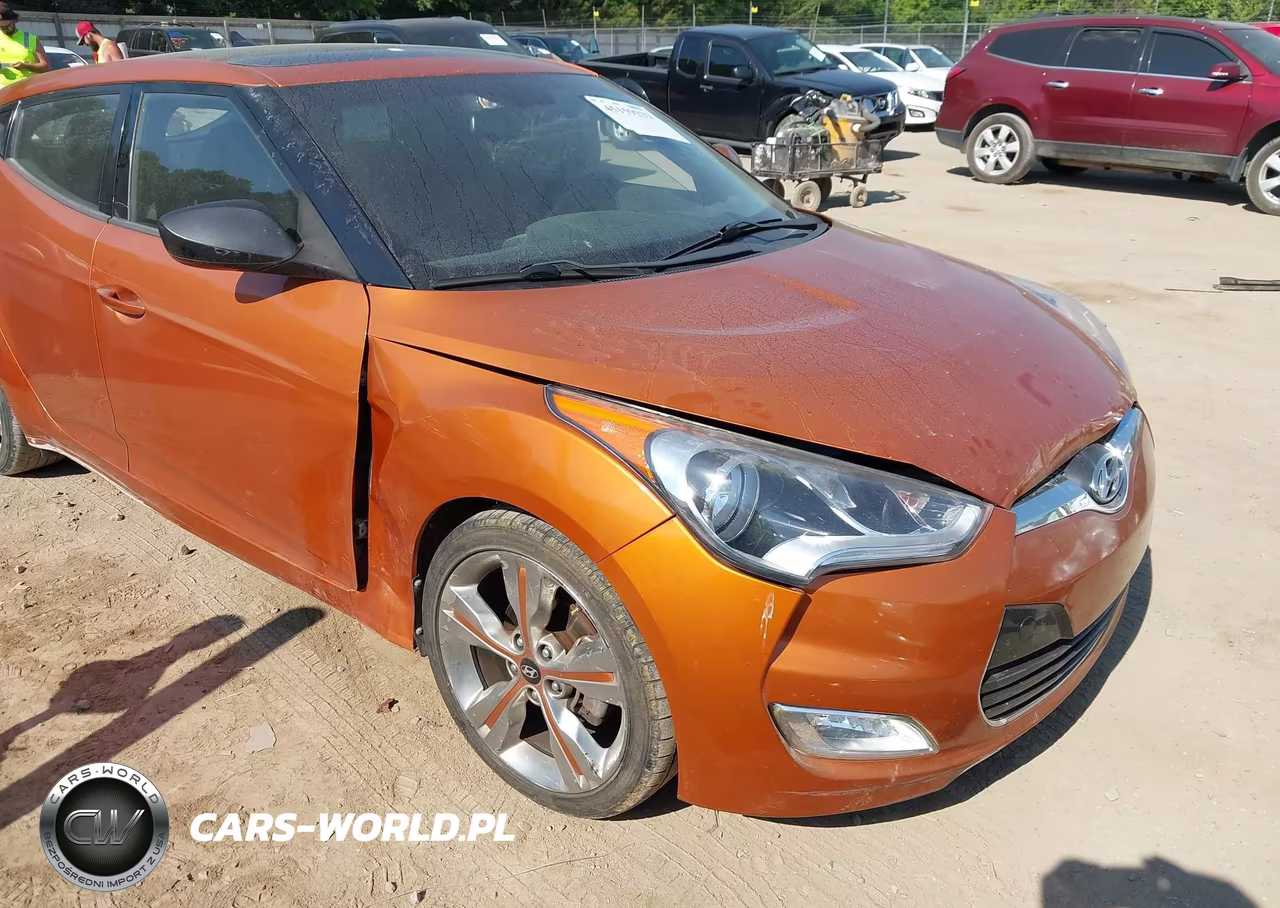 2016 Hyundai Veloster VIN:KMHTC6AD0GU278761 - 6
