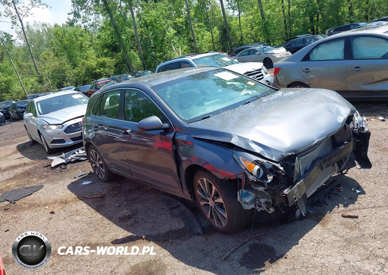 2018 Hyundai Elantra Gt – zdjęcie 1 z 17